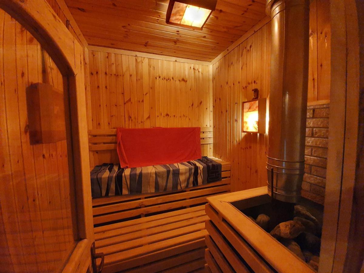 Отель Casa Axa Paraul Carjei Экстерьер фото