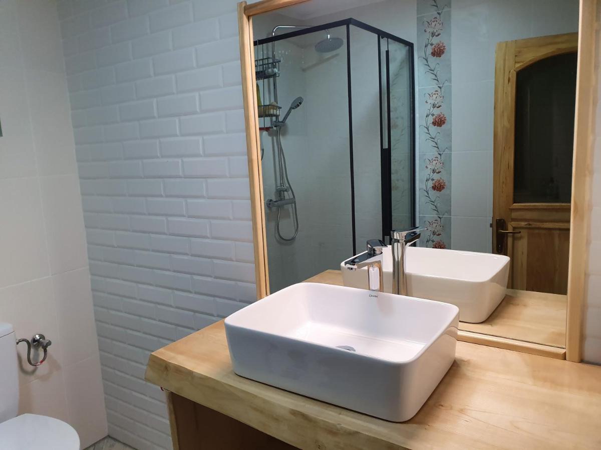 Отель Casa Axa Paraul Carjei Экстерьер фото