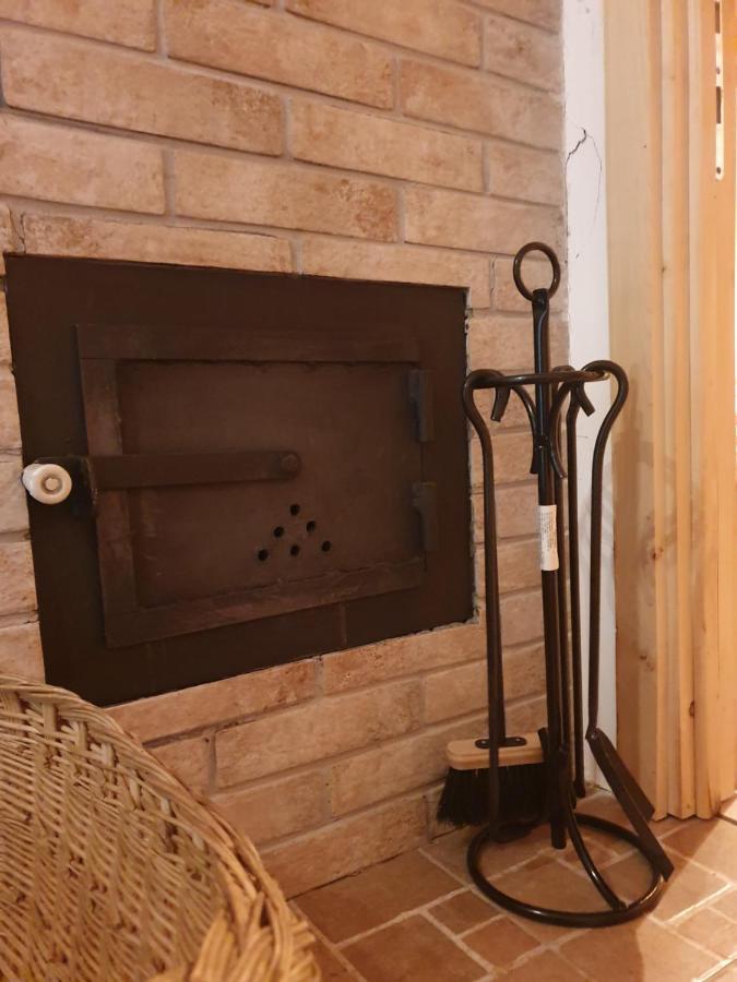 Отель Casa Axa Paraul Carjei Экстерьер фото
